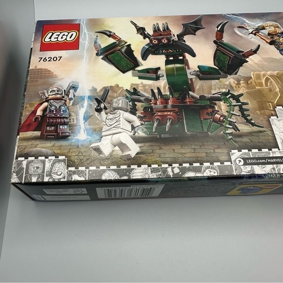 Retired LEGO Marvel Attack on New Asgard 76207 – Thor Love & Thunder Set – NIB - Picture 5 of 6